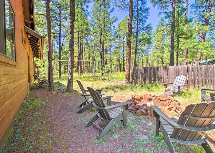 Pinetop Retreat W/ Fire Pit & Game Room! Holiday home